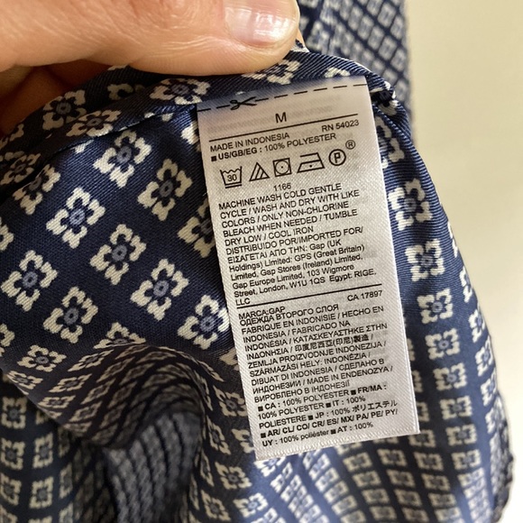 Worn once! GAP PJ Style blouse - Picture 4 of 4